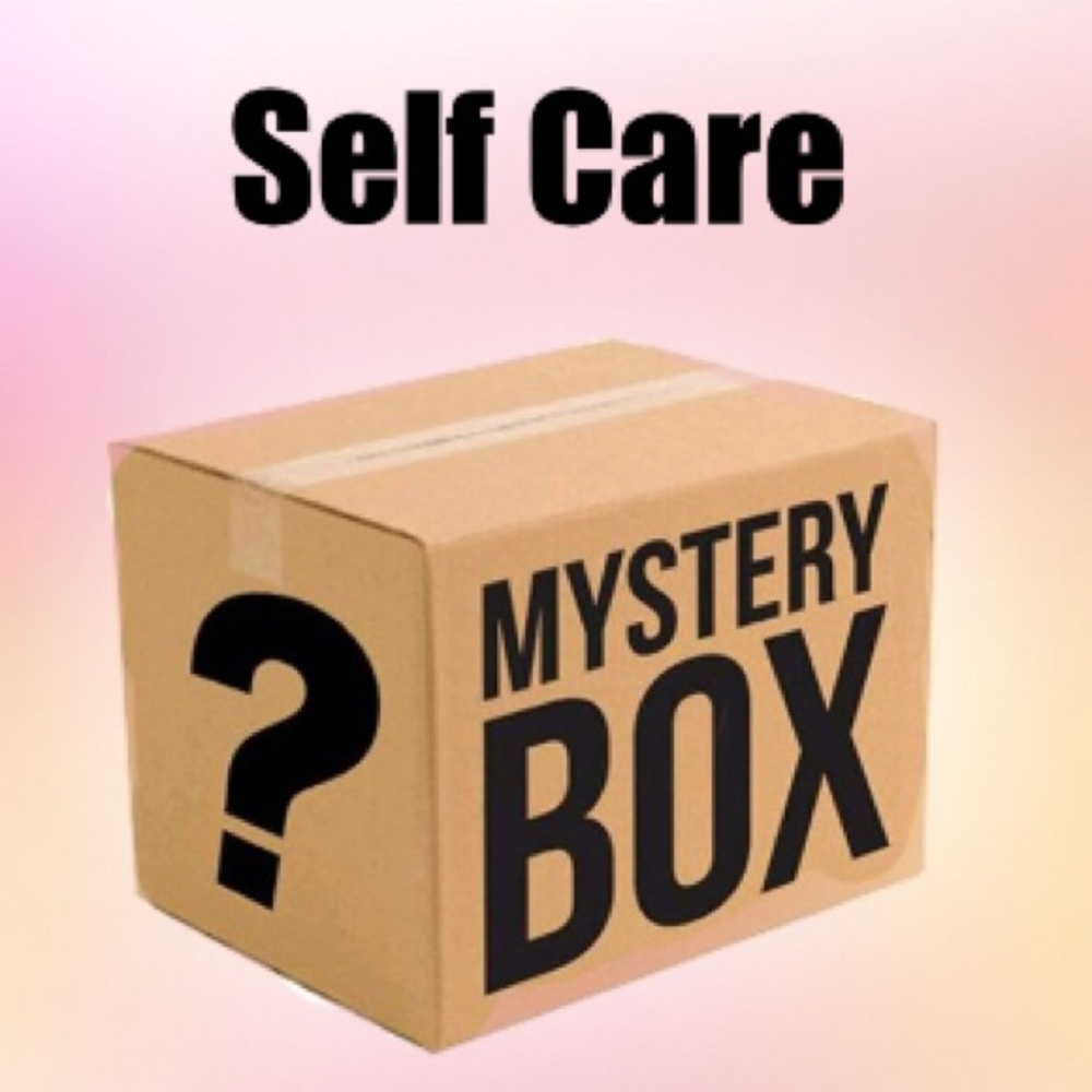 🐳🌷15 item Self care mystery box!!